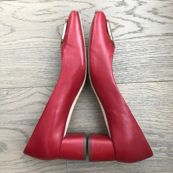 Tory Burch Designer Leather Slip On Shoes w Gold Metal Circle Logo Red Sz 9.5M - Picture 4 of 12